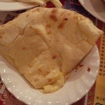 LUMBINI CURRY HOUSE - チーズナン