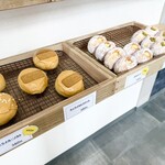 BLANKETDONUTS - 