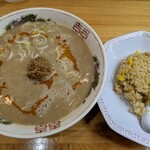 博多拉担麺 まるたん - 料理写真: