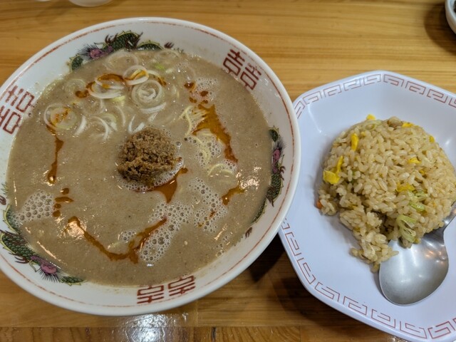 博多拉担麺 まるたん JR香椎駅店 - 香椎/ラーメン | 食べログ