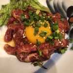 にく家うましか - 近江牛　和牛ゆっけ　1,580円