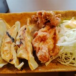 らぁ〜めん京 - 特別御膳　餃子3個と唐揚げ２個