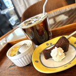 CAFE HARU - 日替わりケーキはこの日ガトーショコラ