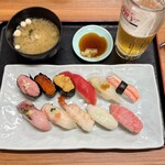 すし道楽  - 料理写真:上にぎり的なセット