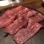 焼肉 ジャンボ - 