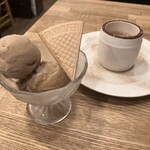 樽ワイン酒場 呑牛呑気 - 