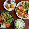 maze cafe station