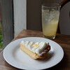 ココフル カフェ - レモンクリームパイ（700円） スイーツセットドリンク：レモネード（550円）