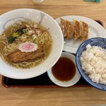 ちゃーしゅうや武蔵 - 