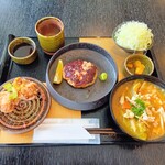 四十三番食堂 - ハンバーグ定食とから揚げ単品(ご飯なし)