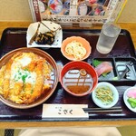 めし処 こさく - 料理写真:エビとじ定食(ご飯なし)