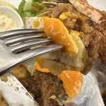 麻布笄軒 - ハンバーグは半熟目玉焼きとデミグラスソースを絡めて