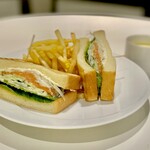 STAR JEWELRY CAFE & Chocolatier - 