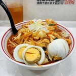 蒙古タンメン中本 - 料理写真:極北極やさいシャキシャキバージョン3倍、ゆで卵。
久々の極( ^ω^ )
3回連続で横田さんはおらず、お弟子さん達が店を回していた。
お弟子さんの作る炒め野菜もシャキシャキ感が強くて美味しい❤️