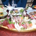 民宿まぐさ - 舟盛り。これで二人前！