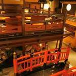 すし土風炉 - 橋の上（川上席）にある席、実はかなりの人気がある席なのです！