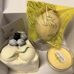 おかしの森　プレジール - 料理写真:今回購入の3点♫