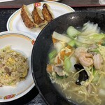 餃子の王将 - 料理写真: