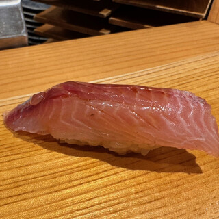 天然本まぐろ ありそ鮨し_0