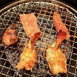 叙々苑 - わぁ〜♡‥いい匂い〜♡‥もう我慢できない〜お先に頂きます〜笑笑〜