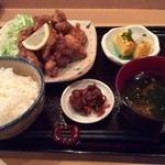 Kushiya Sakatami - 唐揚げ定食680円ご飯、お代わり自由