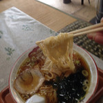 Rairaikenshokudou - 麺リフト。
