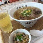 清井商店 - ソーキそば(ミニじゅーしーはサービス)