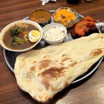 エベレストダイニング - 料理写真: