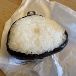おはようむすび - 料理写真:シイラとヤングコーンのバター醤油２３０円。
