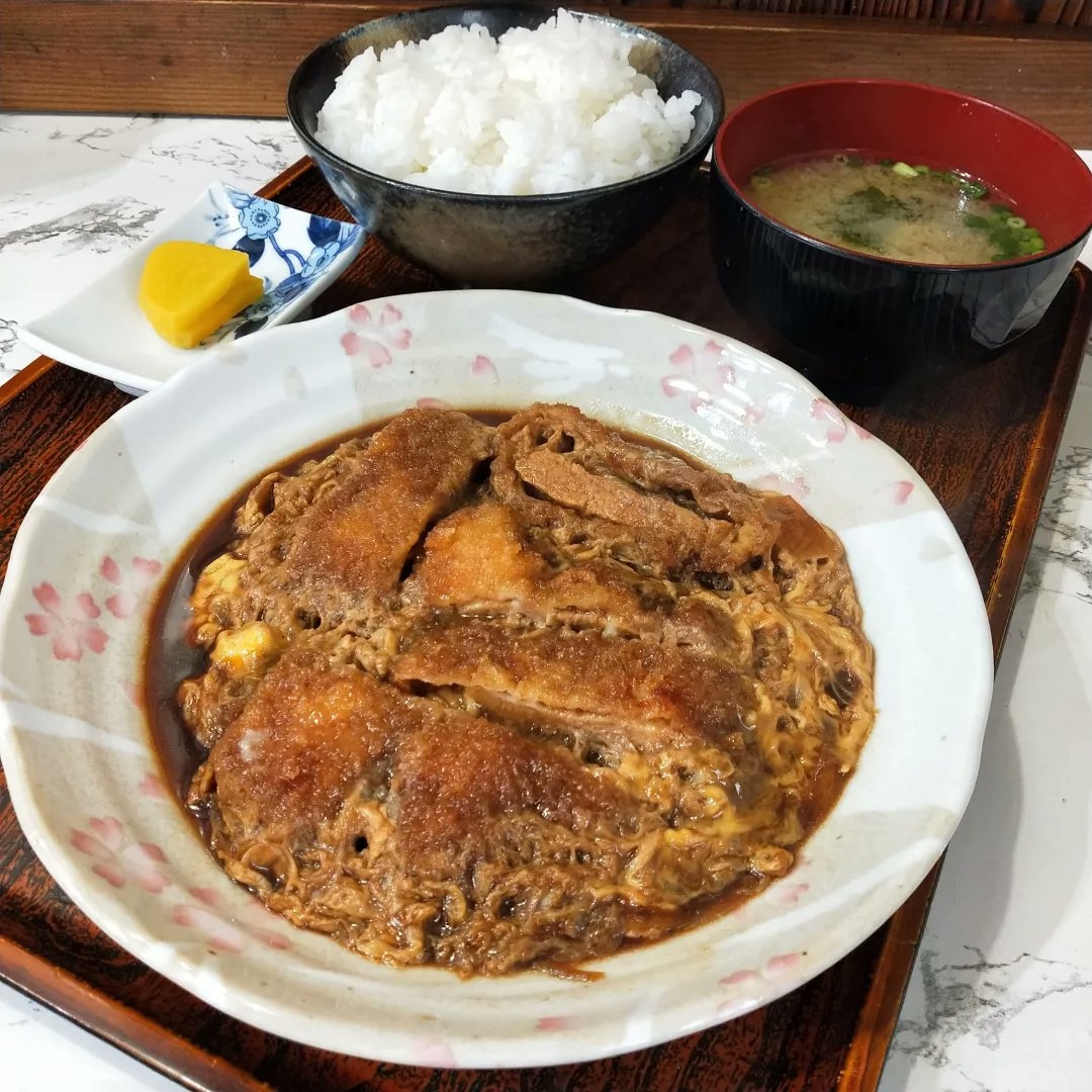 づ ぼら 食堂
