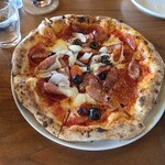 石窯PIZZAバル 四季 - ペパロニ＆ソーセージ