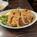 アカシア - 豚ロースのオイル焼き