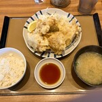 やよい軒 - 料理写真:大分とり天定食