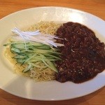 頂香 - ジャージャー麺880円（2015年3月）