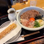 手造りうどん 楽々 - 黒毛和牛肉ぶっかけ　大盛