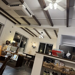 Cafe & Bar GAJIMARU_2