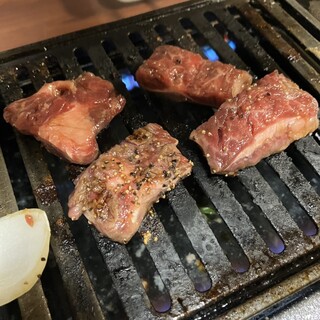 函館豚カルビホルモン研究所_0