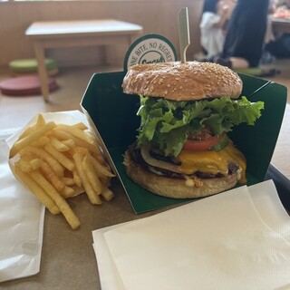 口コミ一覧 : J.S. BURGERS Jr. ららぽーとTOKYO-BAY - 大神宮下