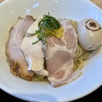 中華そばに恋焦がれて 依々恋々 - 料理写真: