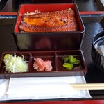 鰻の成瀬 - 料理写真:上うな重（梅、1900円）