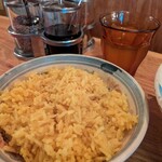 スタンドバインミー - ランチ 追加でジャスミンライス パラパラで少し味付きでそのままでも美味しいです
