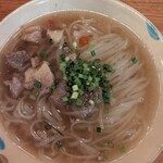 スタンドバインミー - ランチ 牛スジのフォー 麺大盛りスープは飲み干したい+ジャスミンライス雑炊おすすめ