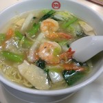 551蓬莱 - 海鮮麺