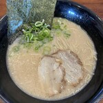 博多ラーメン 本丸亭 - 