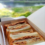 勝烈庵フーズ - 料理写真:かつサンド