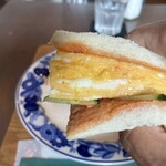 喫茶 千秀 - 分厚いです