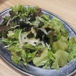 餃子のかっちゃん - 先出し サラダ