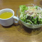 ピザバルコムギ - スープ　サラダ