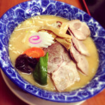 Daiyuu - 味噌チャーシュー麺　900円