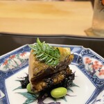 徳ㇵ本也 - 鮑　イカ墨で炊いたご飯